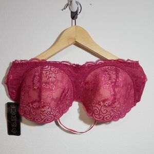 Elegant Lace Strapless Bra in Pink